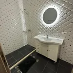 Luka In Apartament *
