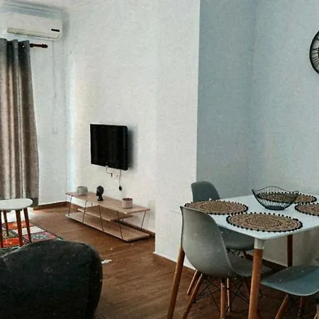 Luka In Apartment